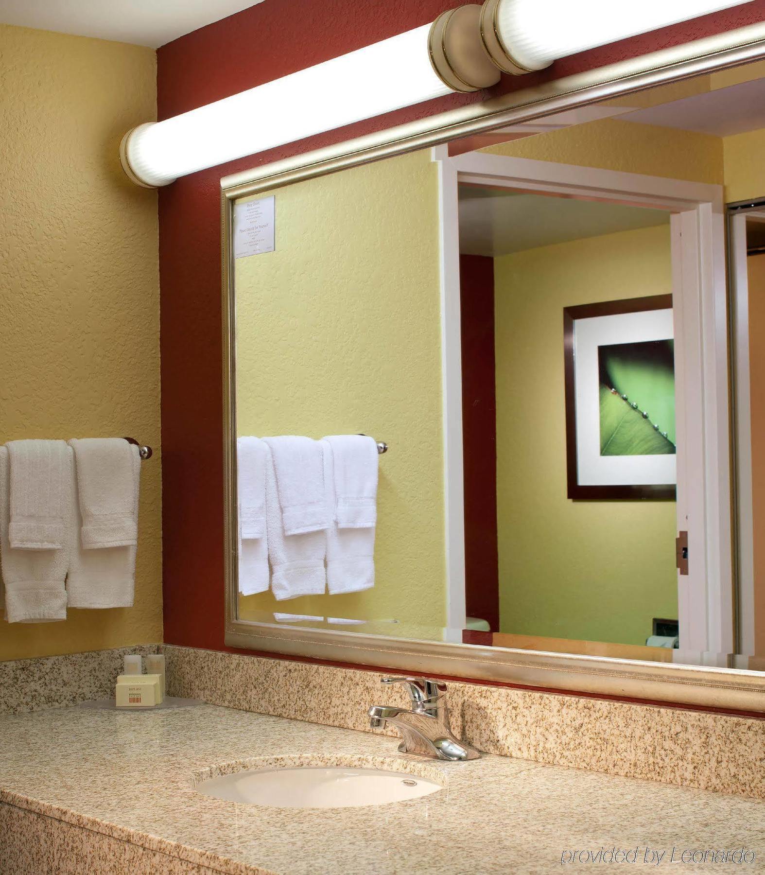 Courtyard By Marriott Daytona Beach Speedway/Airport Exterior foto